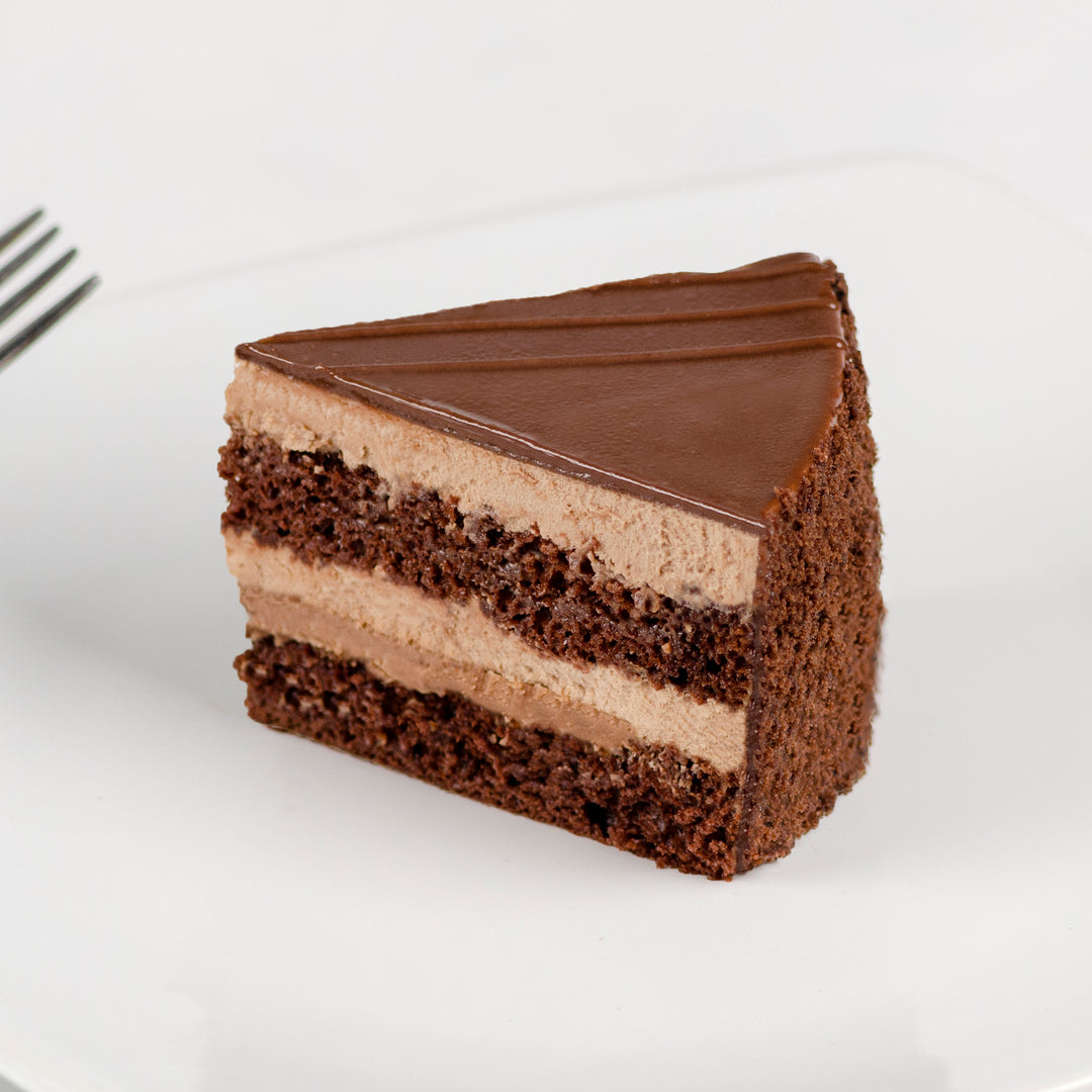 La Rocca™ Swiss Milk Chocolate Cake – La Rocca Creative Kitchen